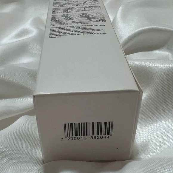 Deep Sea Detoxifying Toner - Picture 3 of 3